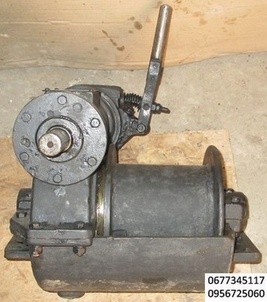 Лебедка эвакуатор . лебедка ЗИЛ 131 . лебедка газ 66.лебедка урал. лебедка камаз.лебедка краз.олх автомобильная лебедка. Автолебедка . лебедка для квадрациклов .лебедка на УАЗ . лебедка на трактор .
Лебедка тяговая внедорожник
